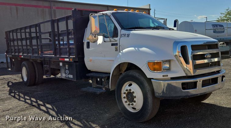 image for item EC1130 2013 Ford F750 Super Duty flatbed truck