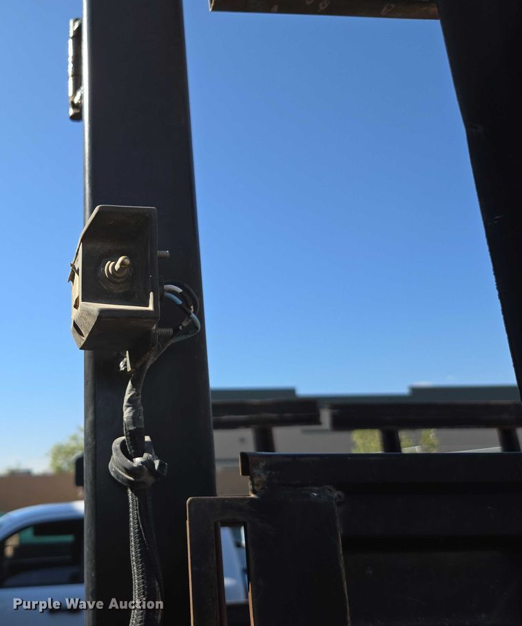 image for item EC1130 2013 Ford F750 Super Duty flatbed truck