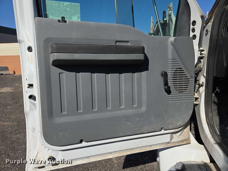 image for item EC1130 2013 Ford F750 Super Duty flatbed truck