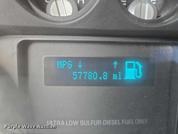 image for item EC1130 2013 Ford F750 Super Duty flatbed truck