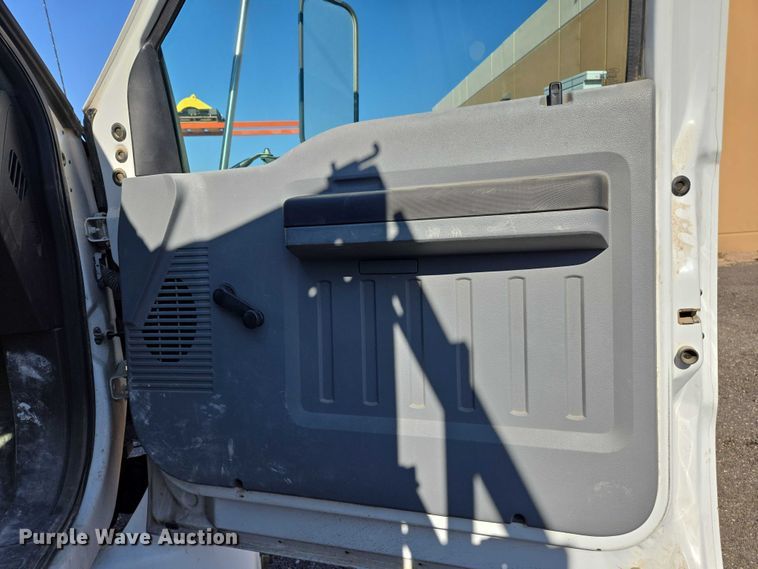 image for item EC1130 2013 Ford F750 Super Duty flatbed truck