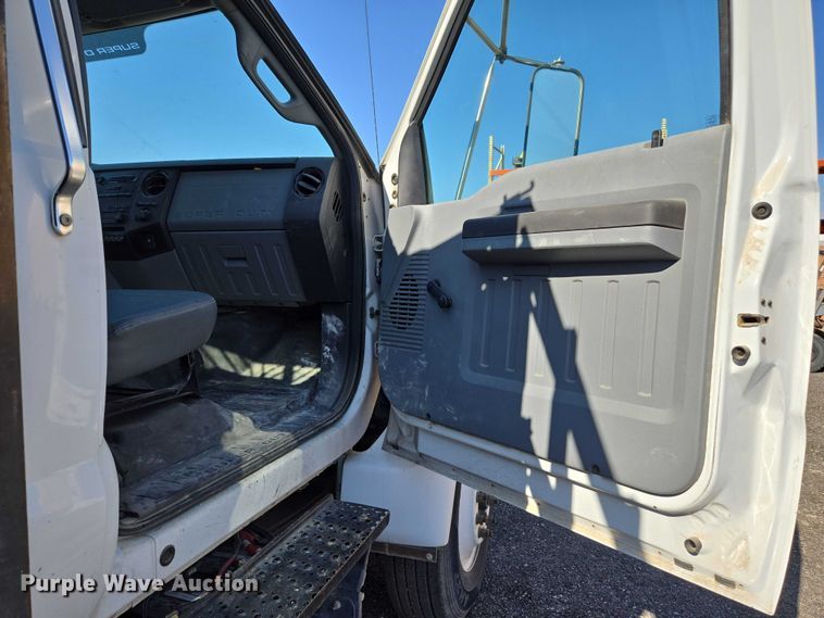 image for item EC1130 2013 Ford F750 Super Duty flatbed truck