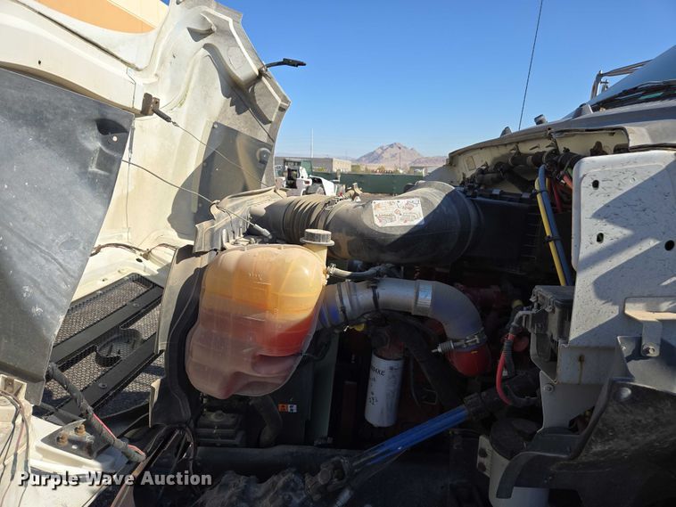 image for item EC1130 2013 Ford F750 Super Duty flatbed truck