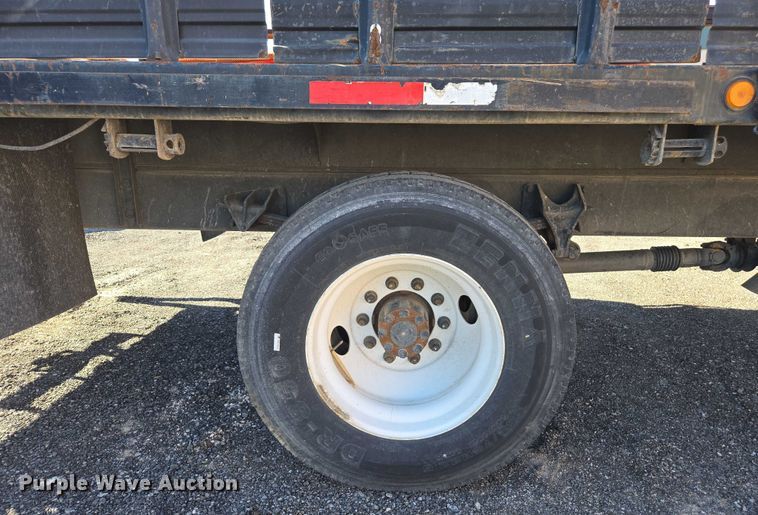 image for item EC1130 2013 Ford F750 Super Duty flatbed truck