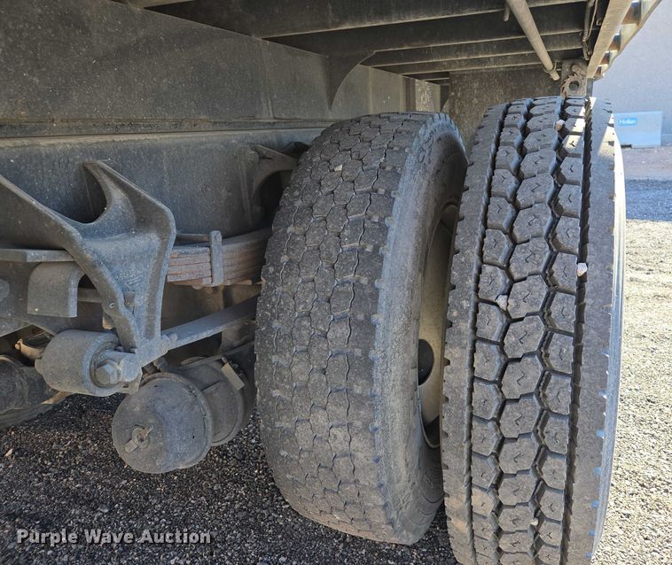 image for item EC1130 2013 Ford F750 Super Duty flatbed truck