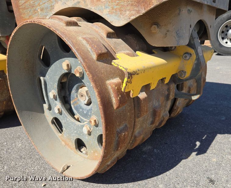 image for item EC1132 2015 Wacker Neuson Roller RT trench compactor