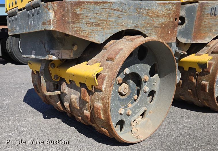 image for item EC1132 2015 Wacker Neuson Roller RT trench compactor