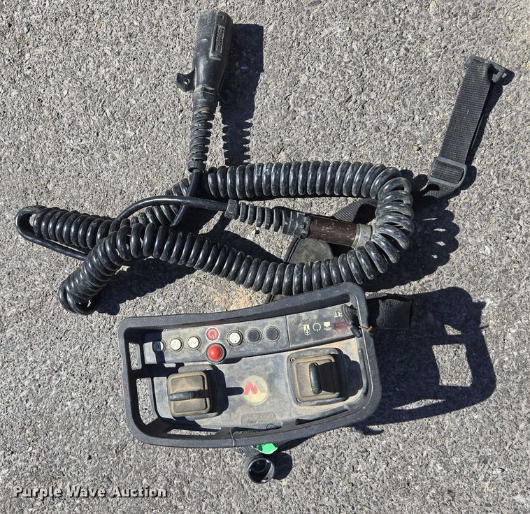 image for item EC1132 2015 Wacker Neuson Roller RT trench compactor