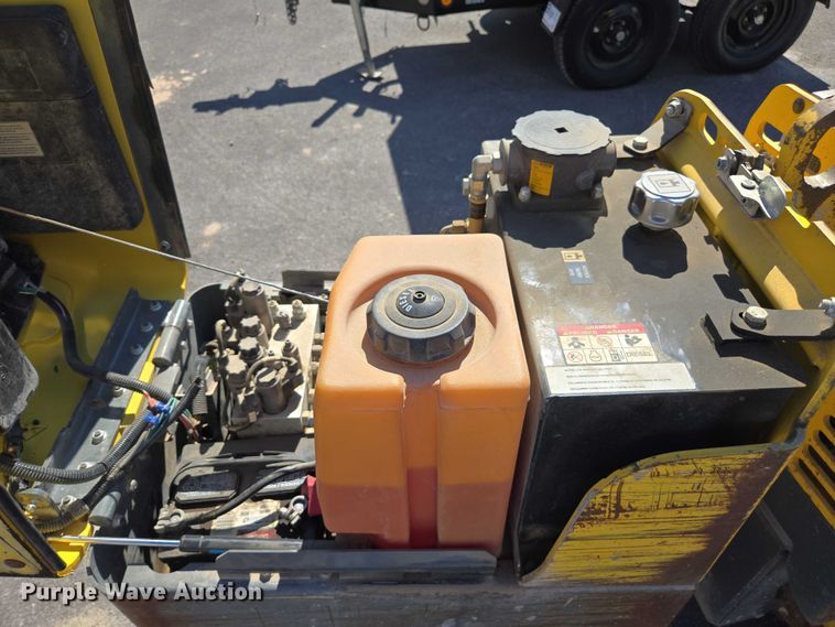 image for item EC1132 2015 Wacker Neuson Roller RT trench compactor