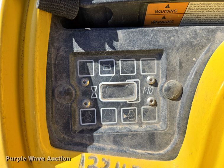 image for item EC1132 2015 Wacker Neuson Roller RT trench compactor
