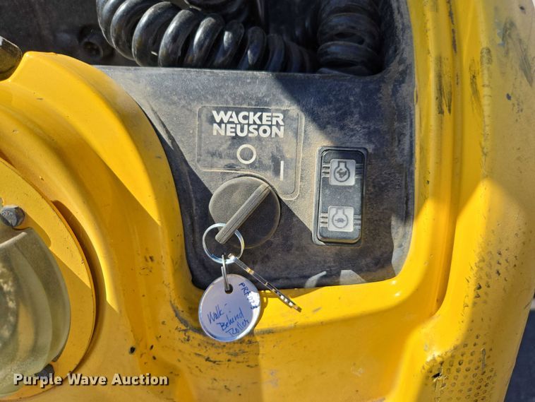 image for item EC1132 2015 Wacker Neuson Roller RT trench compactor