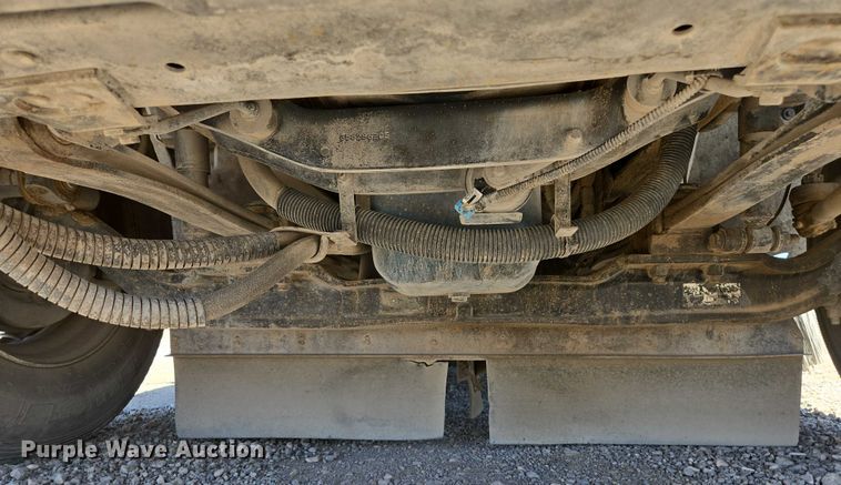 image for item EC1141 2007 International 4300 street sweeper truck