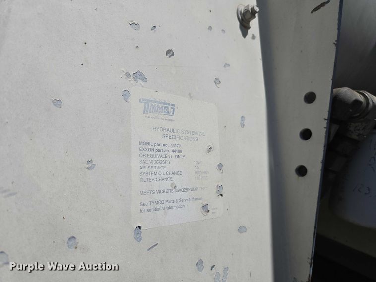 image for item EC1141 2007 International 4300 street sweeper truck