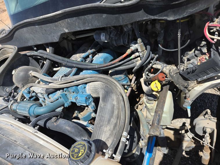 image for item EC1141 2007 International 4300 street sweeper truck