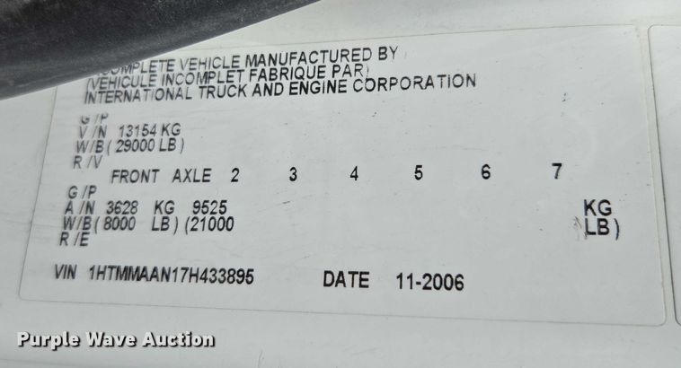 image for item EC1141 2007 International 4300 street sweeper truck