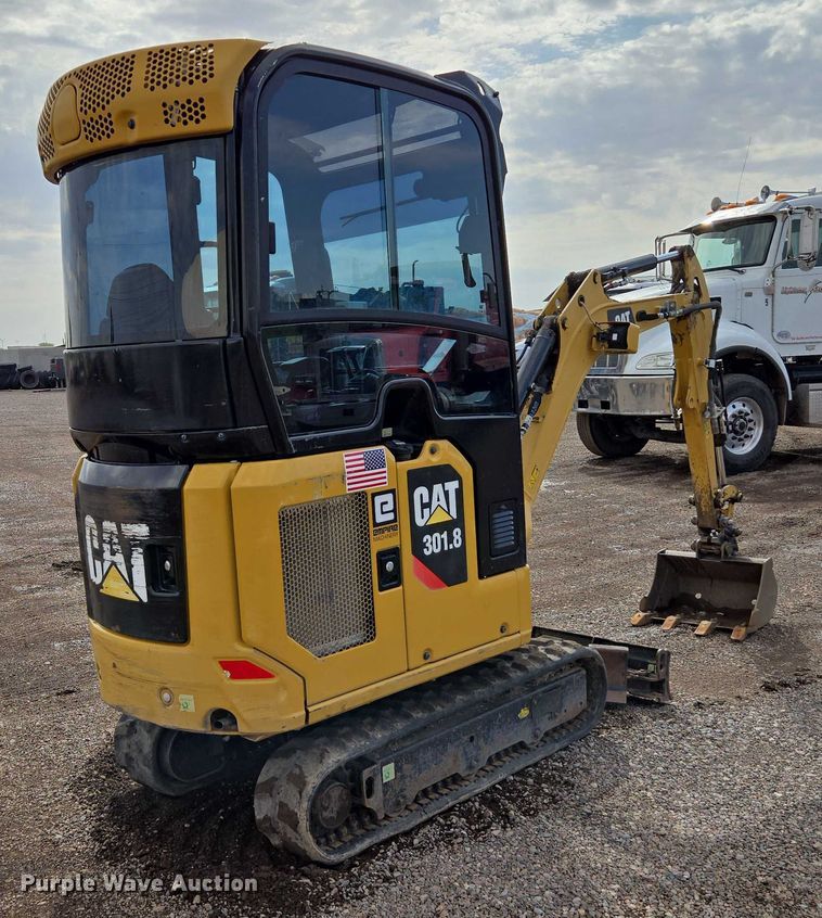 EXCAVADORA 2020 CATERPILLAR 3018