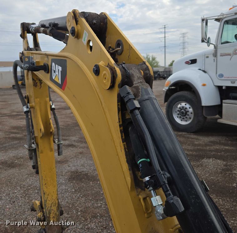 image for item EC1148 2020 Caterpillar 301.8 mini excavator