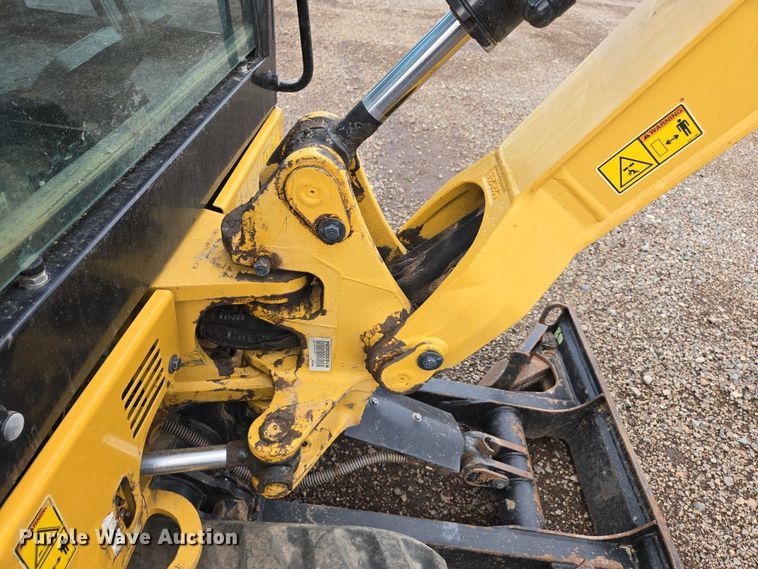 image for item EC1148 2020 Caterpillar 301.8 mini excavator