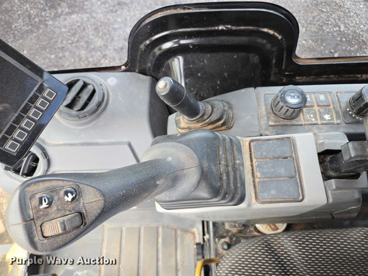 image for item EC1148 2020 Caterpillar 301.8 mini excavator