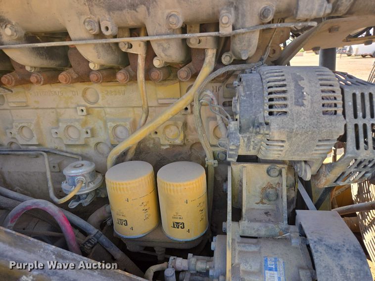 image for item EC1177 2005 Caterpillar CS-583E single drum vibratory roller