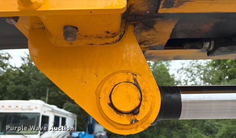 image for item EC4372 2020 JCB 512.56 telehandler
