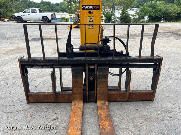 image for item EC4372 2020 JCB 512.56 telehandler