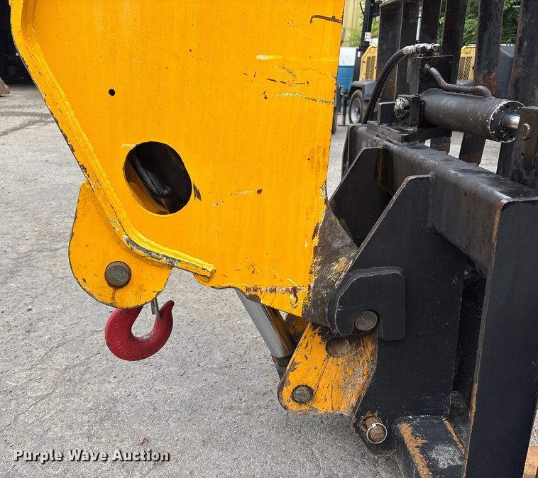 image for item EC4372 2020 JCB 512.56 telehandler