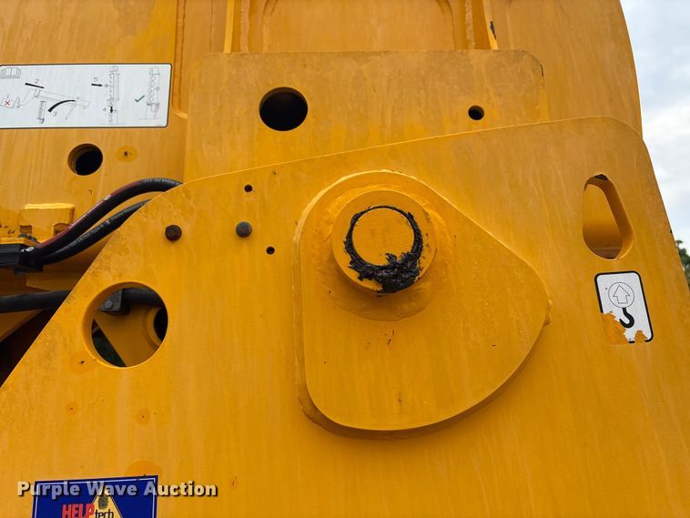 image for item EC4372 2020 JCB 512.56 telehandler
