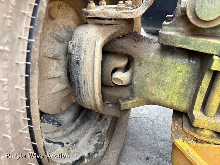 image for item EC4372 2020 JCB 512.56 telehandler