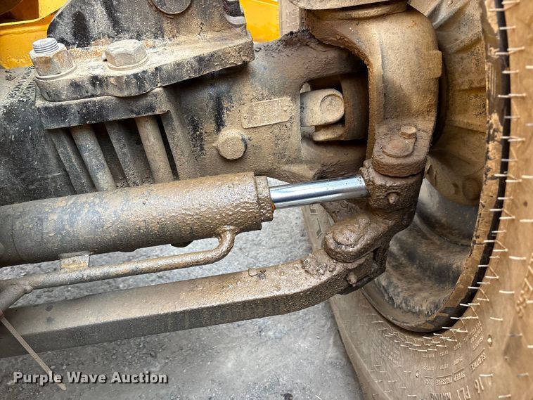 image for item EC4372 2020 JCB 512.56 telehandler