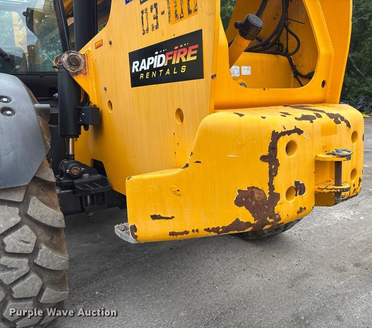 image for item EC4372 2020 JCB 512.56 telehandler