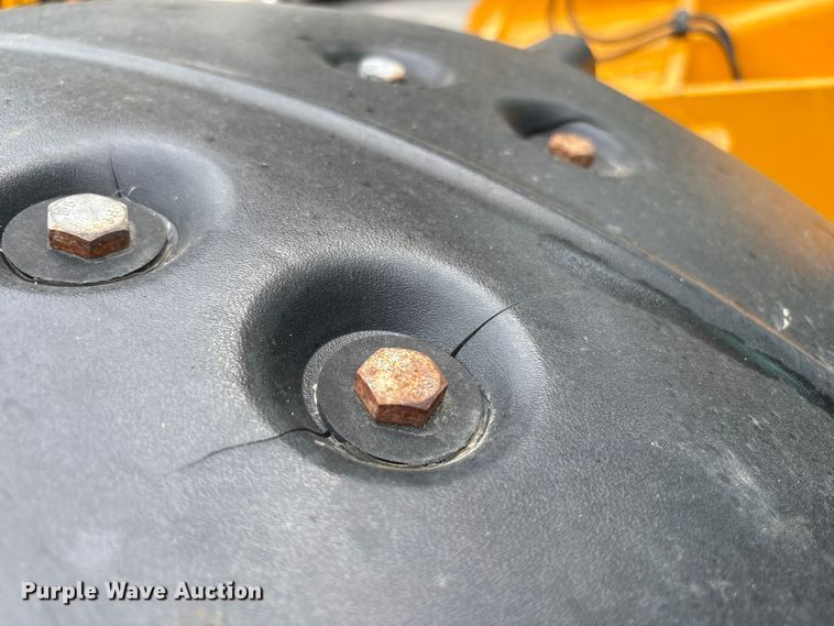 image for item EC4372 2020 JCB 512.56 telehandler