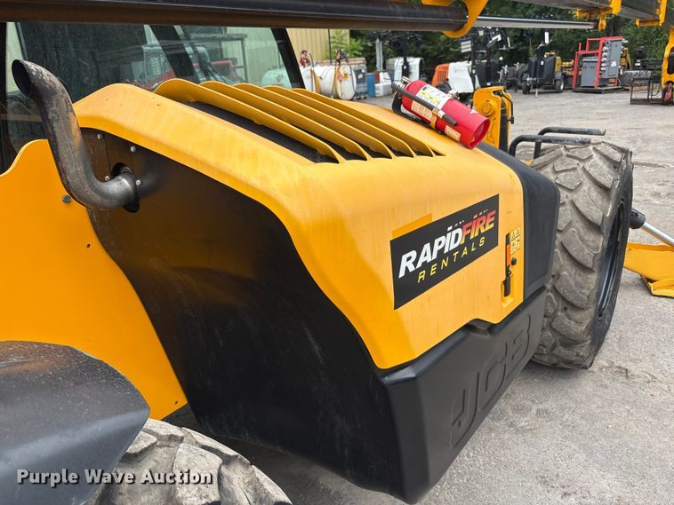 image for item EC4372 2020 JCB 512.56 telehandler