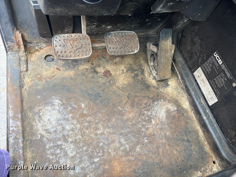 image for item EC4372 2020 JCB 512.56 telehandler