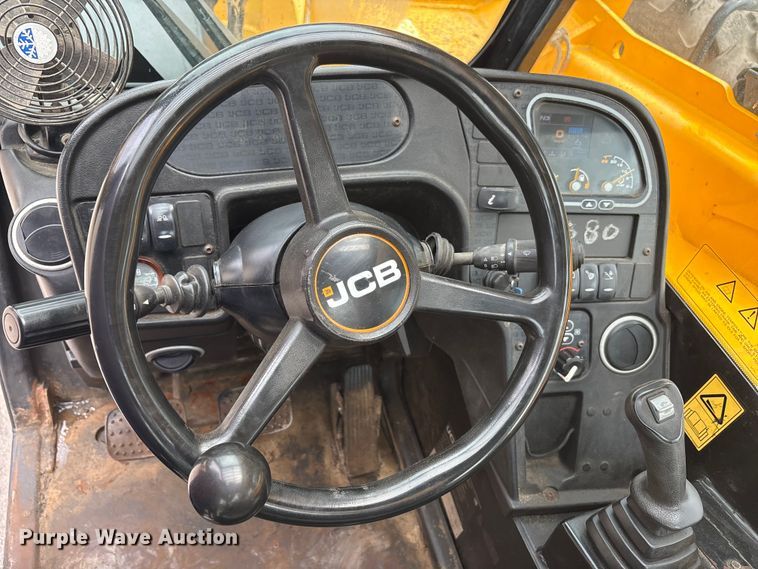 image for item EC4372 2020 JCB 512.56 telehandler