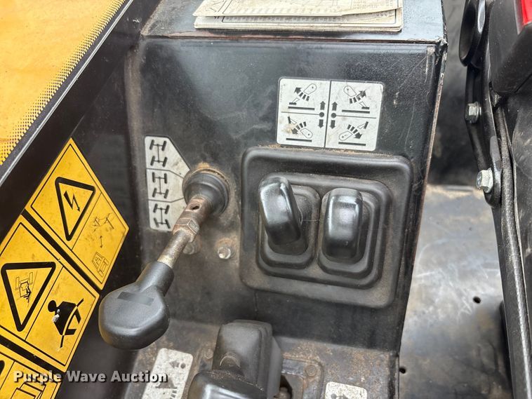 image for item EC4372 2020 JCB 512.56 telehandler