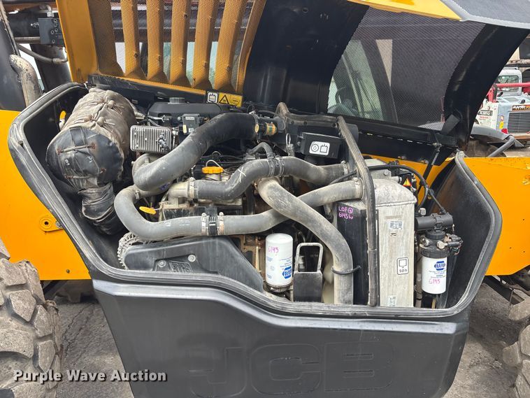 image for item EC4372 2020 JCB 512.56 telehandler