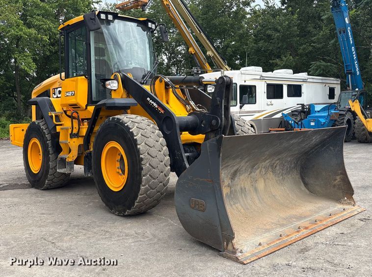 image for item EC4373 2019 JCB 427ZXT4F wheel loader