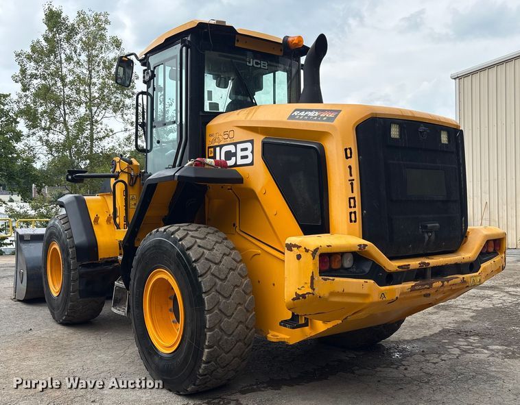 image for item EC4373 2019 JCB 427ZXT4F wheel loader