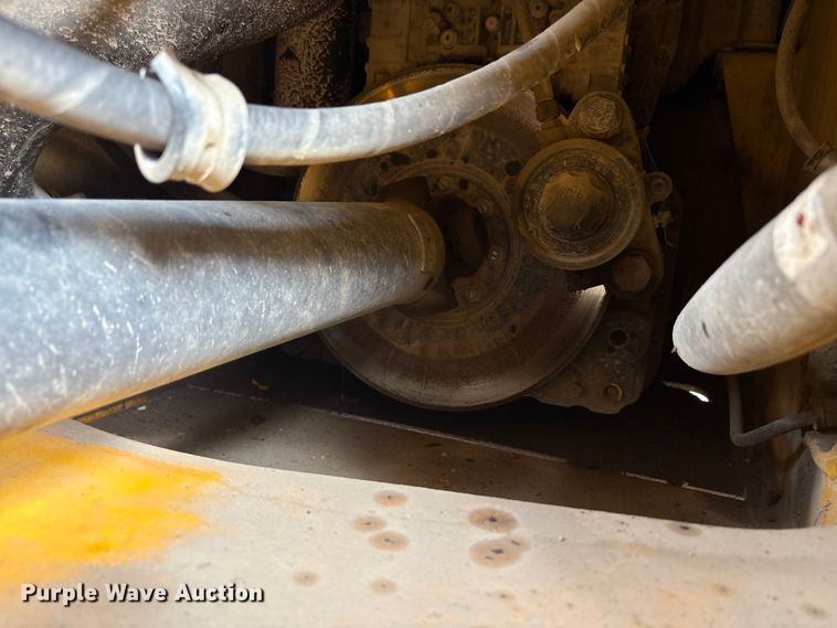 image for item EC4373 2019 JCB 427ZXT4F wheel loader