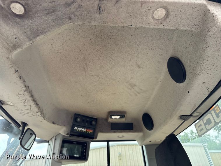 image for item EC4373 2019 JCB 427ZXT4F wheel loader