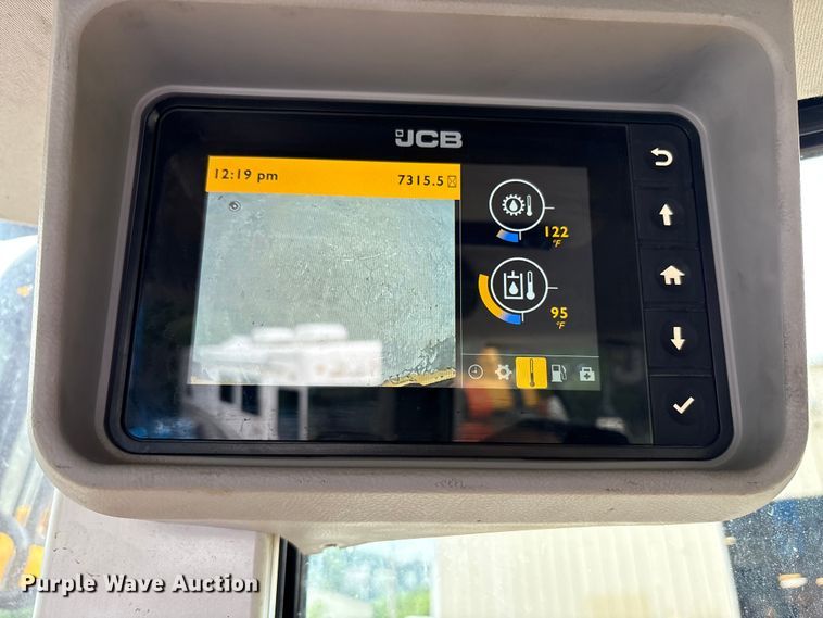 image for item EC4373 2019 JCB 427ZXT4F wheel loader