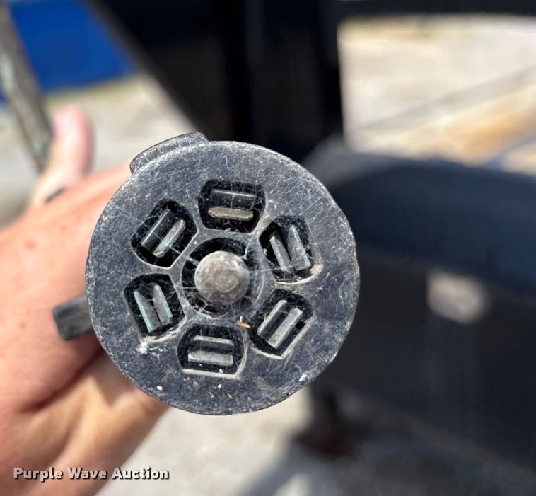 image for item EC4393 2020 PJ LD302 equipment trailer