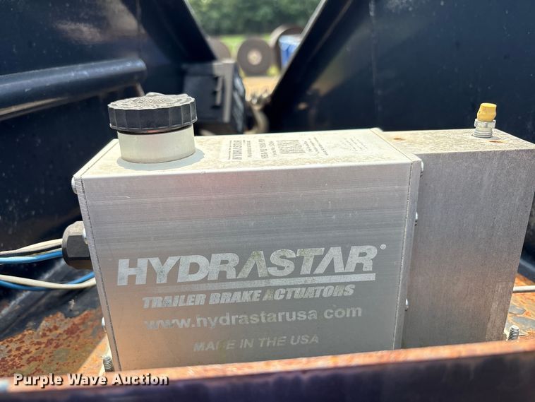 image for item EC4393 2020 PJ LD302 equipment trailer