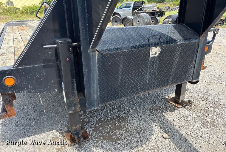 image for item EC4393 2020 PJ LD302 equipment trailer