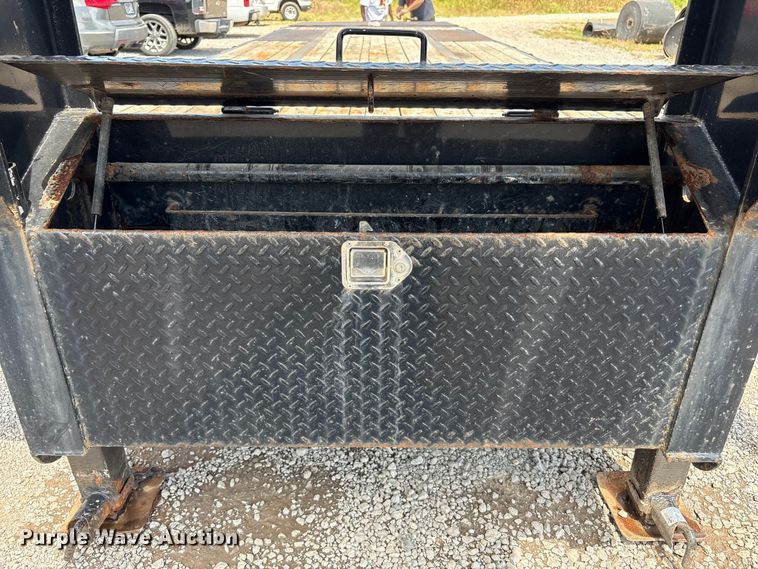 image for item EC4393 2020 PJ LD302 equipment trailer