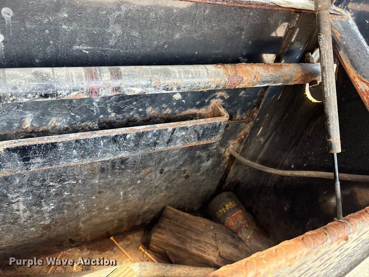 image for item EC4393 2020 PJ LD302 equipment trailer