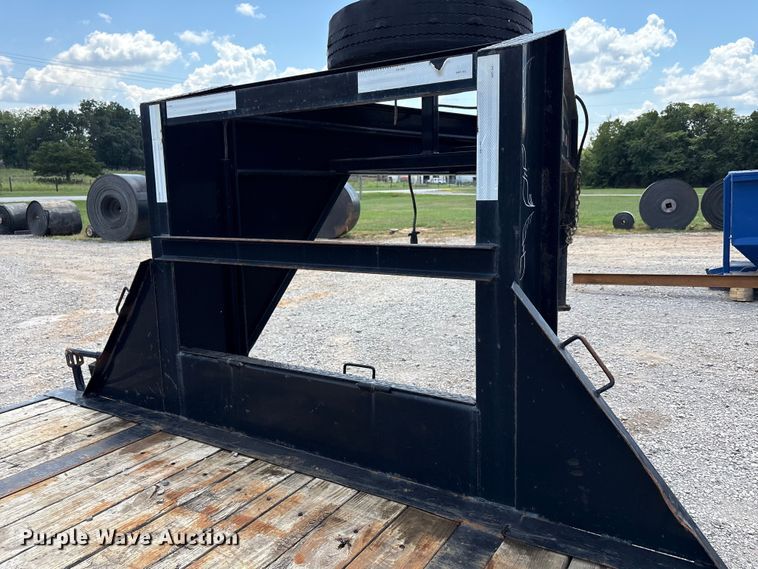 image for item EC4393 2020 PJ LD302 equipment trailer