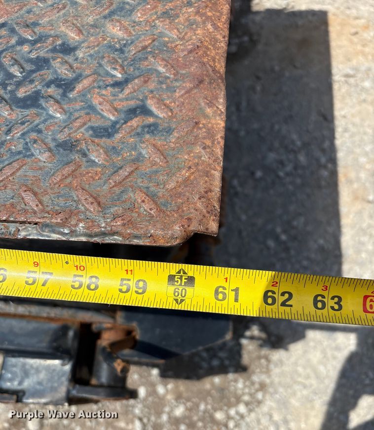 image for item EC4393 2020 PJ LD302 equipment trailer