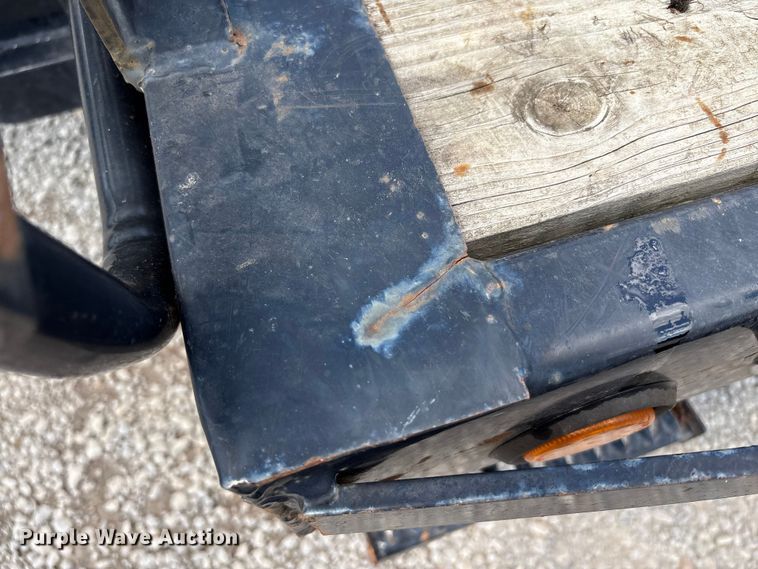 image for item EC4393 2020 PJ LD302 equipment trailer